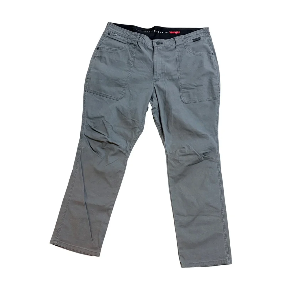 Wrangler ATG All Terrain Gear Gray Utility Pants 10LA825DS Womens 18 Short